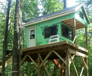 insulation-put-on-cabin-showing-construction-details