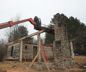 custom-construction-rebuilding-roof-on-historic-cabin